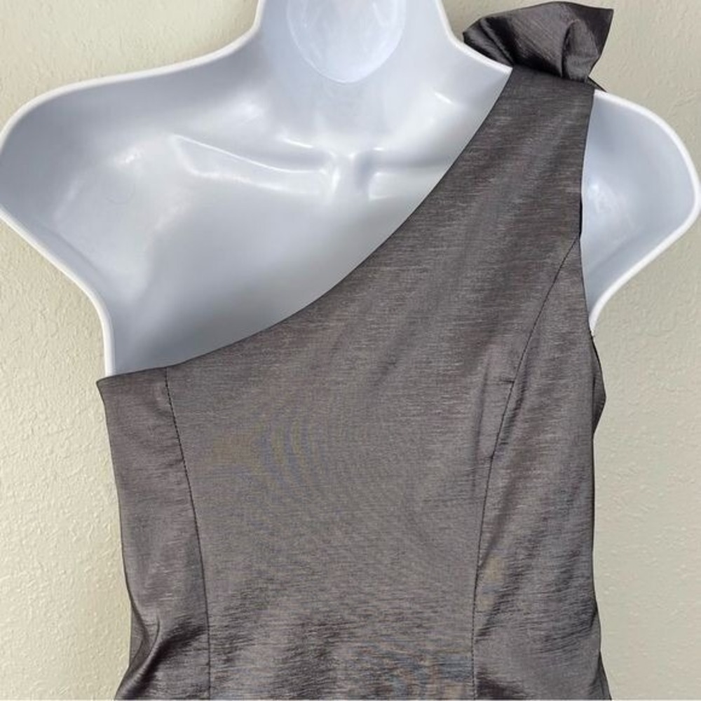 Xscape gray metallic Flower one shoulder sheath midi dress formal 6 - Picture 7 of 11